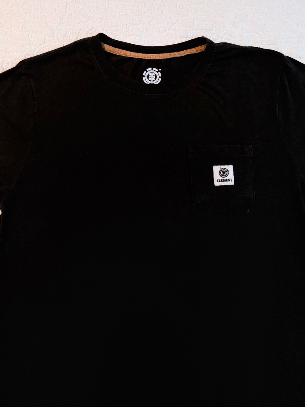 Element Skateboards | Black | Pocket T-Shirt | Size Medium